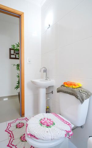 Apartamento à venda com 77m², 2 quartos e 1 vagaBanheiro