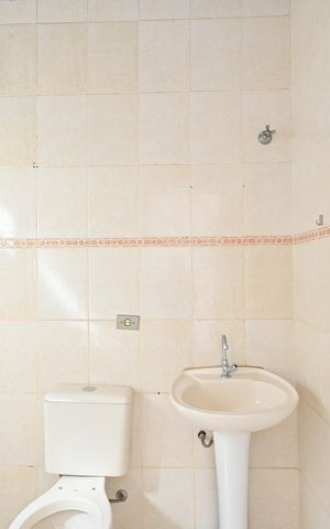 Casa para alugar com 150m², 3 quartos e 2 vagasBanheiro de Serviço 