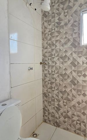 Casa de condomínio para alugar com 70m², 2 quartos e 1 vaga Casa de condomínio para alugar com 70m², 2 quartos e 1 vagaBanheiro