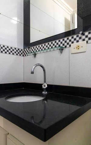 Apartamento à venda com 54m², 2 quartos e 2 vagas Apartamento à venda com 54m², 2 quartos e 2 vagasBanheiro