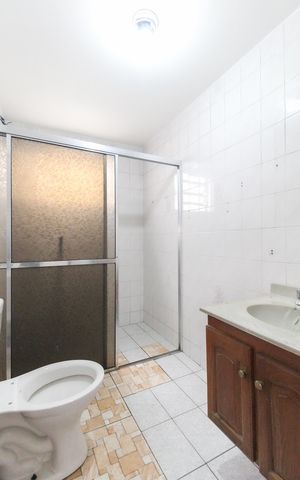 Casa para alugar com 45m², 1 quarto e sem vaga Casa para alugar com 45m², 1 quarto e sem vagaBanheiro