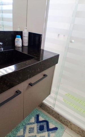 Apartamento à venda com 76m², 2 quartos e 1 vaga Apartamento à venda com 76m², 2 quartos e 1 vagaBanheiro