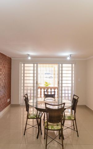 Apartamento à venda com 83m², 2 quartos e 2 vagas Apartamento à venda com 83m², 2 quartos e 2 vagasSalas