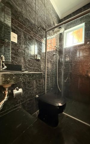 Casa para alugar com 120m², 3 quartos e 2 vagasBanheiro
