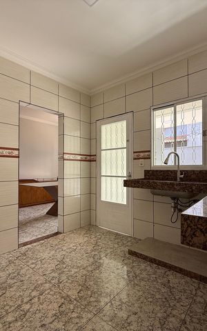 Casa para alugar com 120m², 3 quartos e 2 vagasCozinha