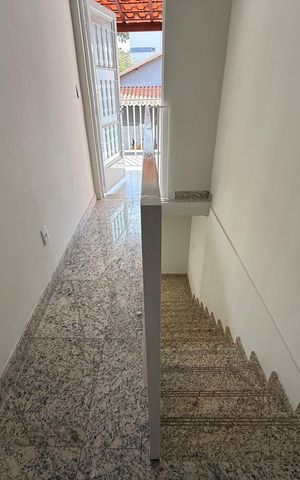 Casa para alugar com 120m², 3 quartos e 2 vagasCorredor