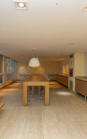 Apartamento para alugar com 79m², 2 quartos e 1 vaga Apartamento para alugar com 79m², 2 quartos e 1 vagaÁrea comum - Salão de festas