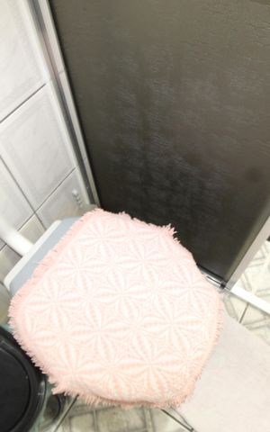 Casa à venda com 96m², 3 quartos e 2 vagasBanheiro social