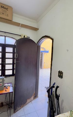 Casa à venda com 250m², 3 quartos e 3 vagas Casa à venda com 250m², 3 quartos e 3 vagasAteliê