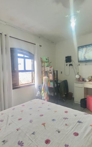 Casa à venda com 250m², 3 quartos e 3 vagas Casa à venda com 250m², 3 quartos e 3 vagasQuarto 2