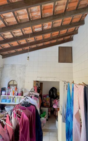 Casa à venda com 250m², 3 quartos e 3 vagas Casa à venda com 250m², 3 quartos e 3 vagasÁrea de Serviço