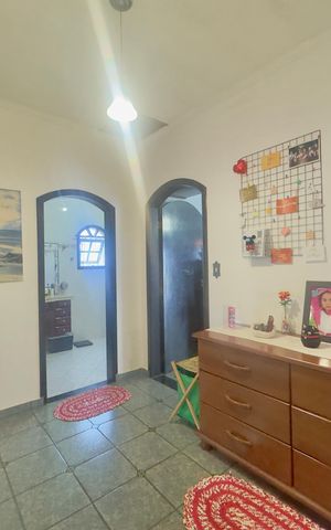 Casa à venda com 250m², 3 quartos e 3 vagas Casa à venda com 250m², 3 quartos e 3 vagasHall superior