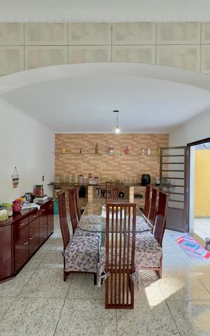 Casa à venda com 250m², 3 quartos e 3 vagas Casa à venda com 250m², 3 quartos e 3 vagasSala de Jantar