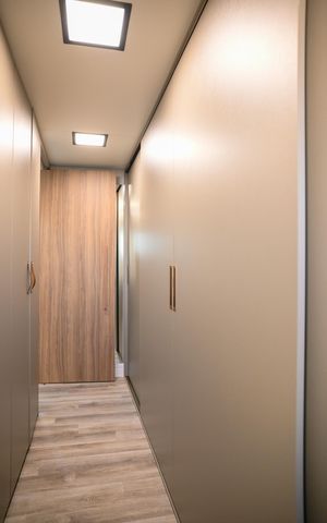 Apartamento à venda com 72m², 1 quarto e 2 vagas Apartamento à venda com 72m², 1 quarto e 2 vagasCloset