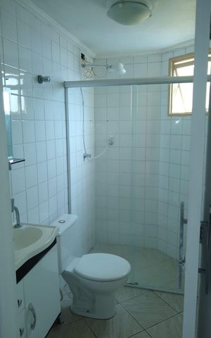 Apartamento à venda com 55m², 2 quartos e 1 vaga Apartamento à venda com 55m², 2 quartos e 1 vagaBanheiro