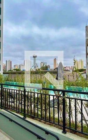 Apartamento para alugar com 36m², 2 quartos e 1 vaga Apartamento para alugar com 36m², 2 quartos e 1 vagaÁrea comum - Piscina