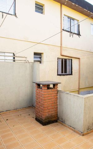 Casa à venda com 150m², 4 quartos e 2 vagasVaranda