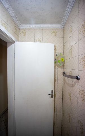 Casa à venda com 150m², 4 quartos e 2 vagasBanheiro