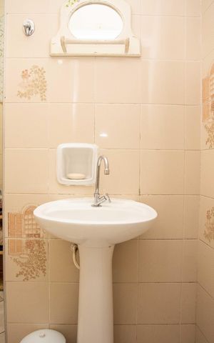 Casa à venda com 150m², 4 quartos e 2 vagasBanheiro 2
