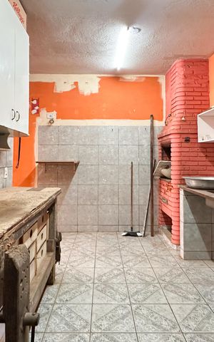Casa à venda com 125m², 2 quartos e 2 vagas Casa à venda com 125m², 2 quartos e 2 vagasÁrea de Serviço
