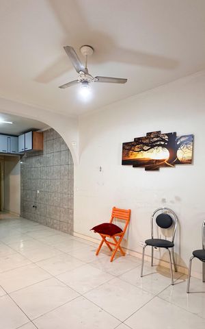 Casa à venda com 125m², 2 quartos e 2 vagas Casa à venda com 125m², 2 quartos e 2 vagasSala