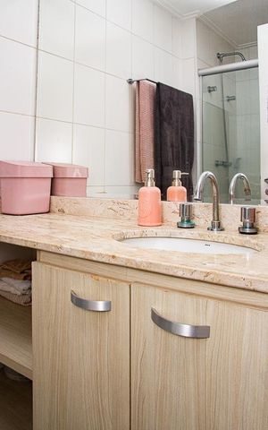 Apartamento à venda com 59m², 2 quartos e 1 vaga Apartamento à venda com 59m², 2 quartos e 1 vagaBanheiro da Suíte