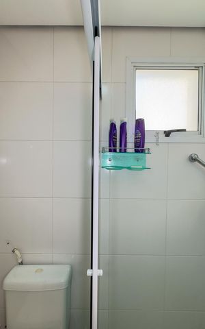 Apartamento à venda com 229m², 4 quartos e 4 vagasBanheiro da Suíte 2