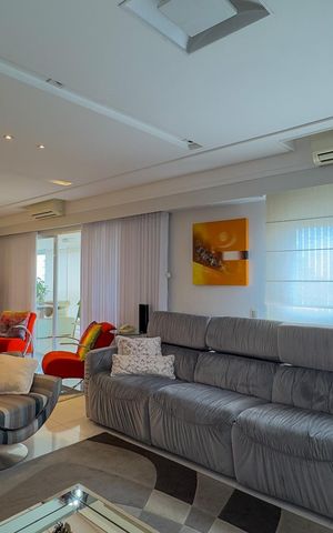Apartamento à venda com 229m², 4 quartos e 4 vagasSala