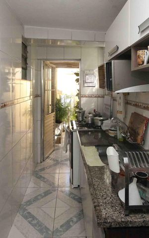 Casa à venda com 100m², 2 quartos e 1 vaga