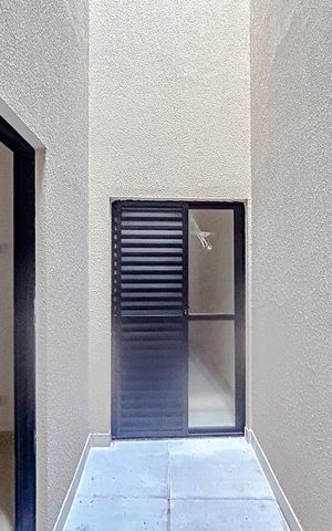 Apartamento à venda com 44m², 2 quartos e sem vagaVaranda