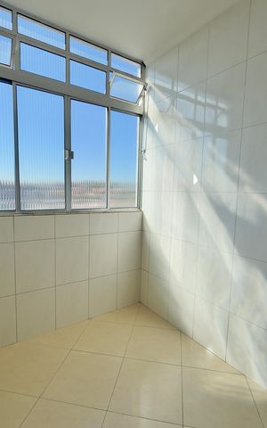 Apartamento à venda com 61m², 2 quartos e 1 vagaÁrea de Serviço
