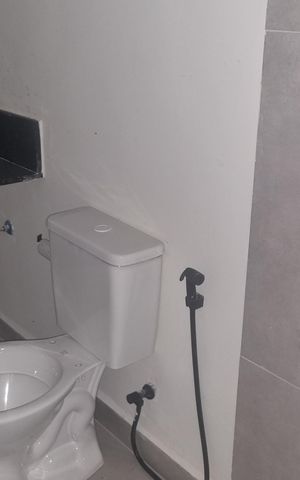 Casa à venda com 270m², 3 quartos e 3 vagas Casa à venda com 270m², 3 quartos e 3 vagasBanheiro