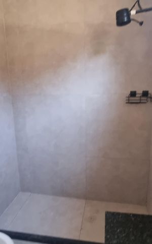 Casa à venda com 270m², 3 quartos e 3 vagas Casa à venda com 270m², 3 quartos e 3 vagasBanheiro