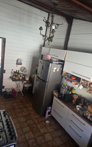 Casa de condomínio à venda com 1300m², 3 quartos e 4 vagasCozinha