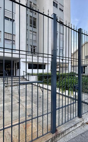 Apartamento à venda com 81m², 3 quartos e 1 vaga Apartamento à venda com 81m², 3 quartos e 1 vagaFachada