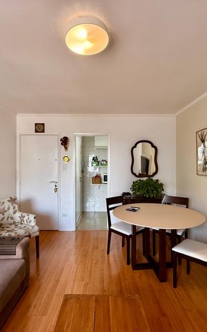 Apartamento à venda com 81m², 3 quartos e 1 vaga Apartamento à venda com 81m², 3 quartos e 1 vagaSala