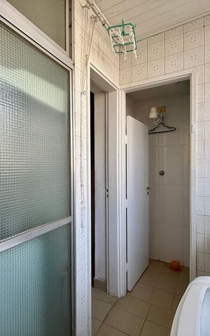 Apartamento à venda com 81m², 3 quartos e 1 vaga Apartamento à venda com 81m², 3 quartos e 1 vagaÁrea de Serviço
