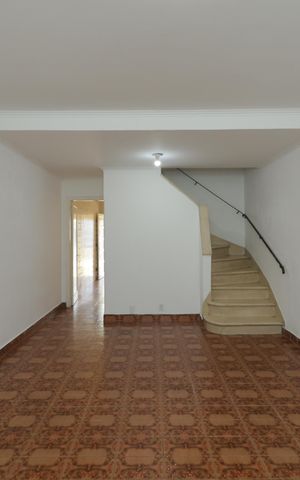 Casa à venda com 158m², 4 quartos e 1 vagaSala