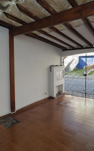 Casa à venda com 158m², 4 quartos e 1 vagaGaragem
