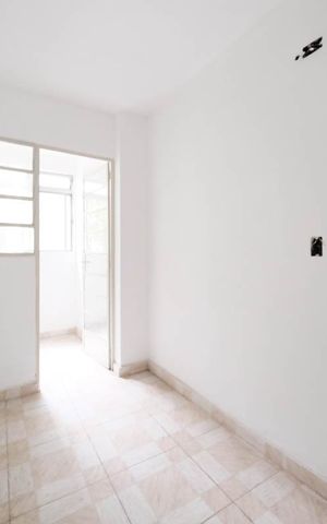 Apartamento à venda com 56m², 2 quartos e sem vagaCozinha e Área de Serviço
