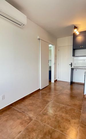 Apartamento para alugar com 33m², 1 quarto e 1 vaga Apartamento para alugar com 33m², 1 quarto e 1 vagaSala