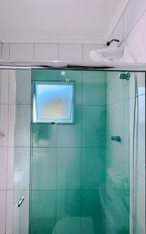 Casa à venda com 155m², 3 quartos e 3 vagasBanheiro da Suíte