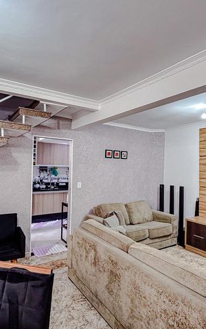 Casa à venda com 155m², 3 quartos e 3 vagasSala