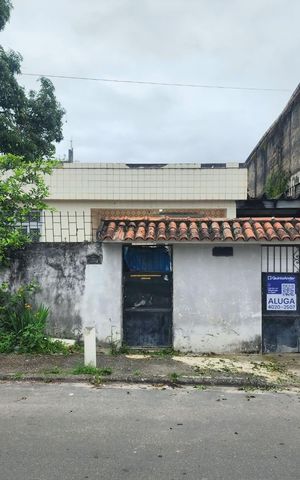 Casa para alugar com 60m², 2 quartos e 1 vaga Casa para alugar com 60m², 2 quartos e 1 vagaFachada