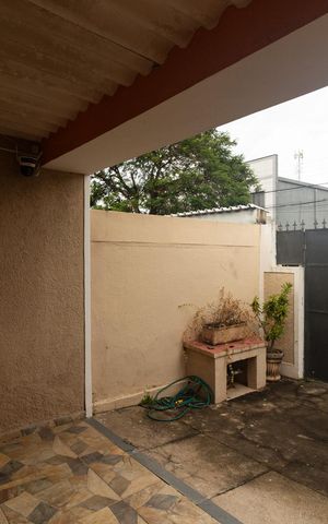 Casa para alugar com 180m², 5 quartos e 3 vagas Casa para alugar com 180m², 5 quartos e 3 vagasVista da Sala