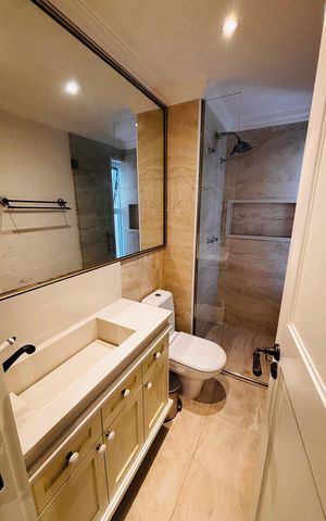 Apartamento para alugar com 70m², 2 quartos e 1 vaga Apartamento para alugar com 70m², 2 quartos e 1 vagaBanheiro