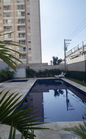 Apartamento para alugar com 43m², 2 quartos e 1 vaga Apartamento para alugar com 43m², 2 quartos e 1 vagaÁrea comum - Piscina