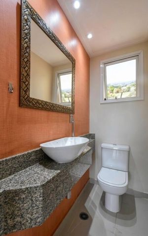 Apartamento à venda com 132m², 2 quartos e 2 vagas Apartamento à venda com 132m², 2 quartos e 2 vagasBanheiro
