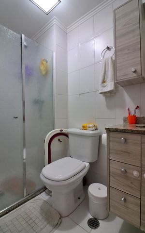 Apartamento à venda com 54m², 2 quartos e 1 vagaBanheiro Social