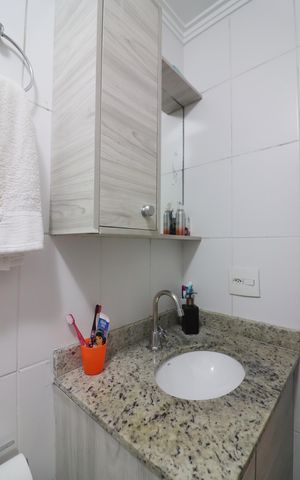 Apartamento à venda com 54m², 2 quartos e 1 vagaBanheiro Social